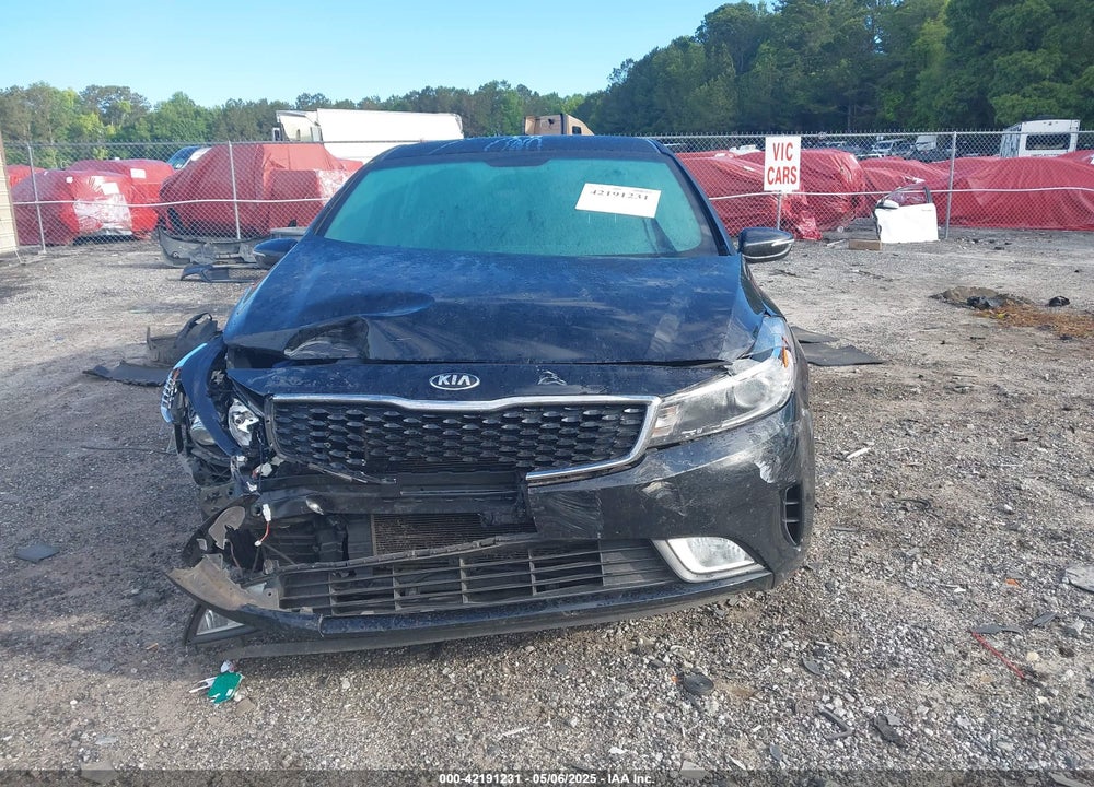 2017 KIA FORTE VIN: 3KPFL4A89HE092337
