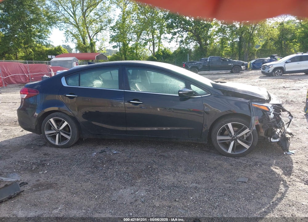 2017 KIA FORTE VIN: 3KPFL4A89HE092337