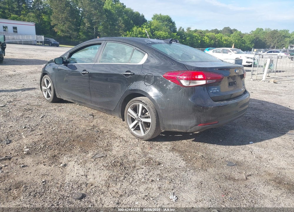2017 KIA FORTE VIN: 3KPFL4A89HE092337