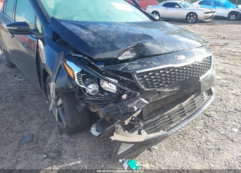 2017 KIA FORTE VIN: 3KPFL4A89HE092337