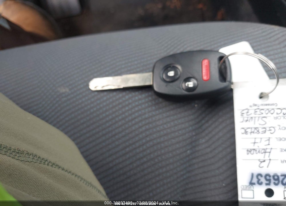 2012 HONDA FIT VIN: JHMGE8H39CC005373