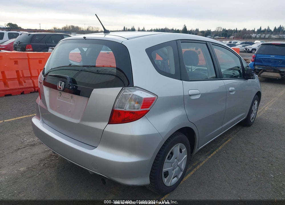 2012 HONDA FIT VIN: JHMGE8H39CC005373