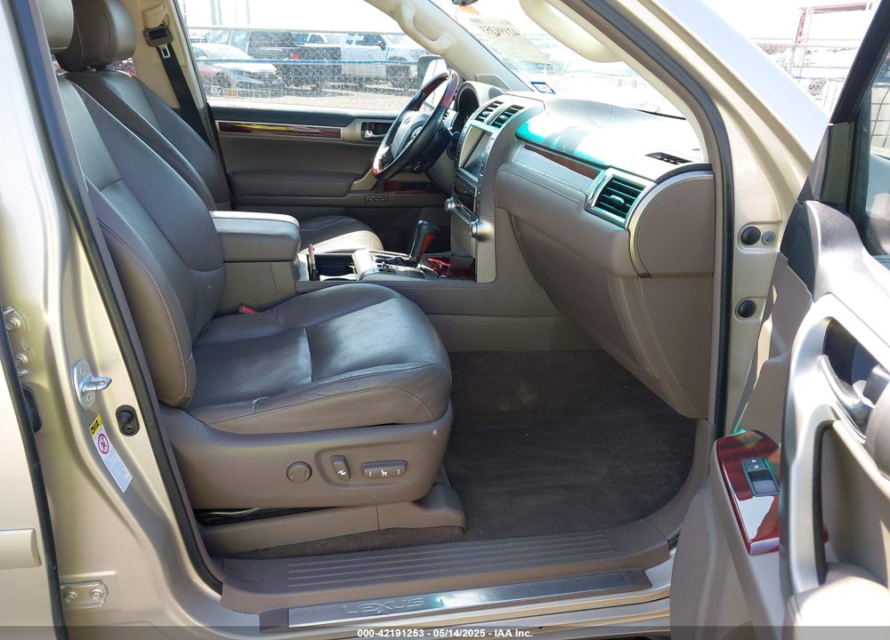 2011 LEXUS GX 460 VIN: JTJBM7FX6B5018113