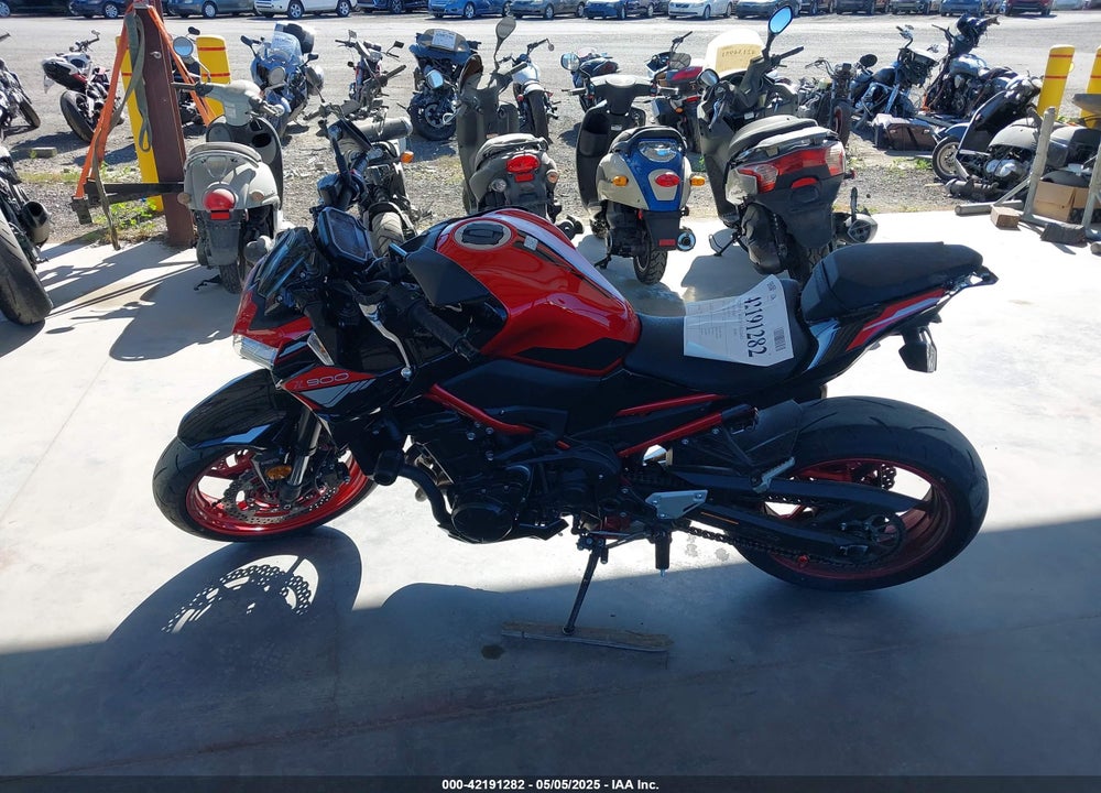2024 KAWASAKI ZR900 F VIN: ML5ZRDF12RDA71918