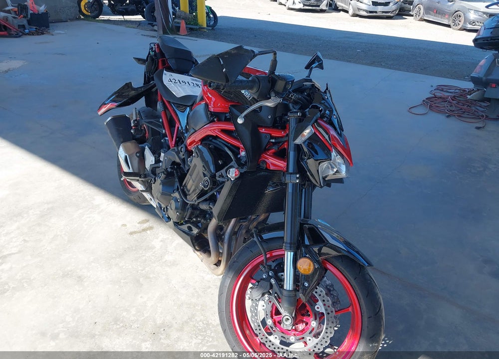 2024 KAWASAKI ZR900 F VIN: ML5ZRDF12RDA71918