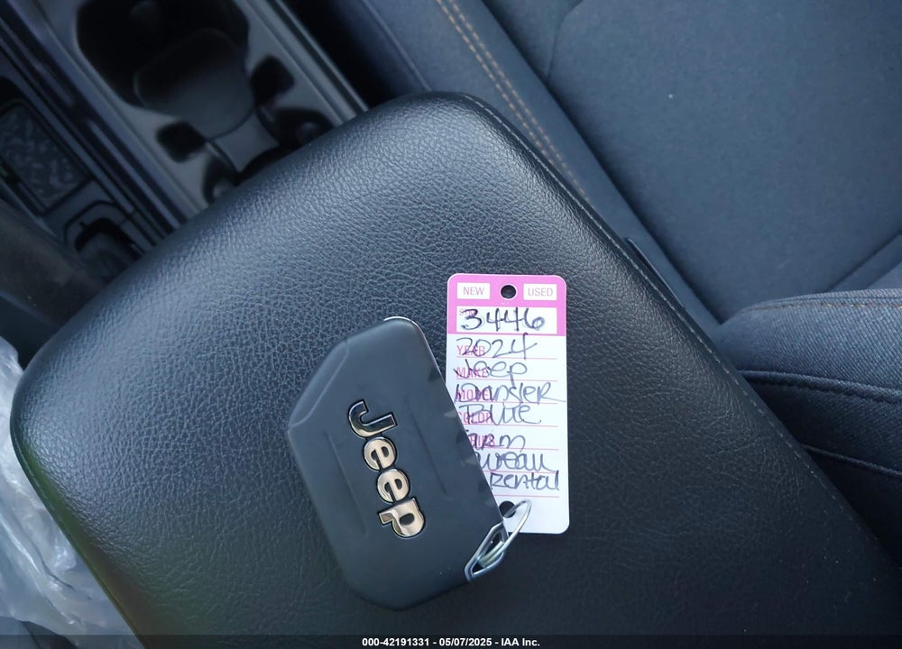 2024 JEEP WRANGLER / VIN: 1C4PJXAG3RW222946