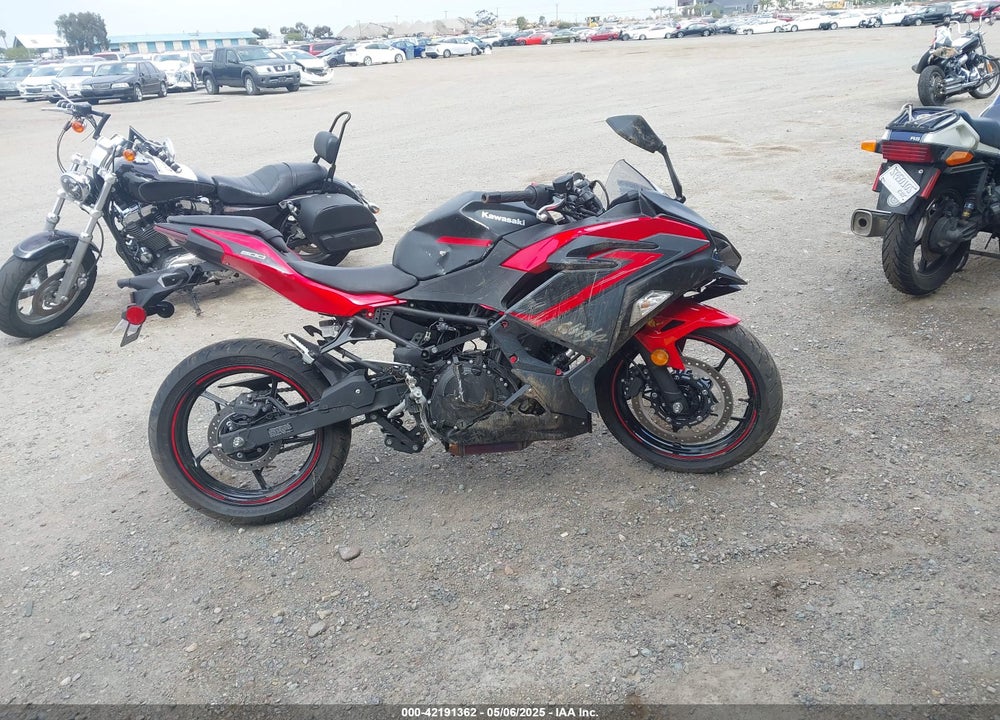 2025 KAWASAKI EX500 VIN: ML5EXGG1XSDA51488