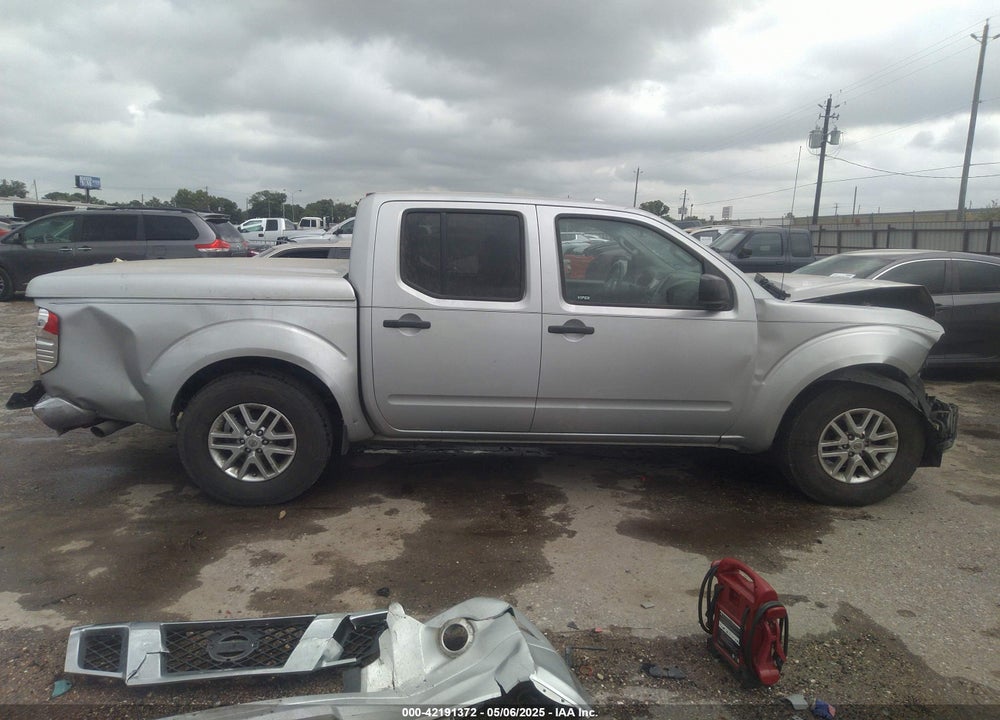 2015 NISSAN FRONTIER VIN: 1N6AD0ERXFN740373