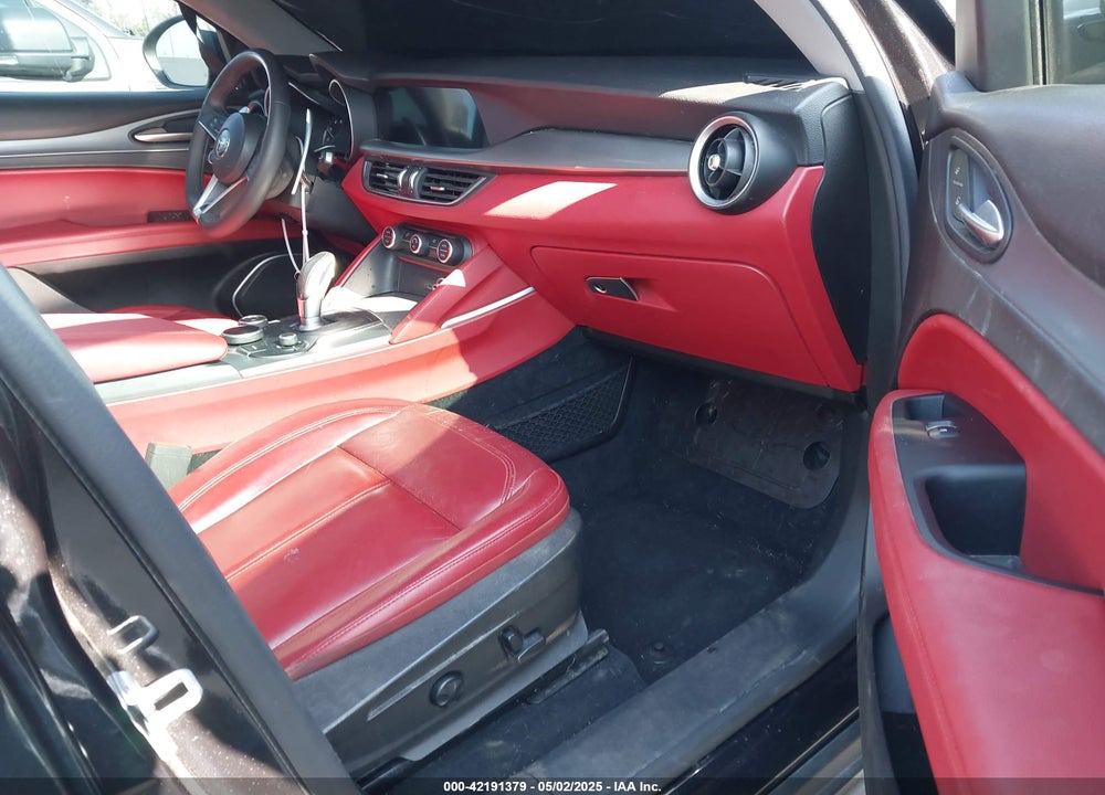 2019 ALFA ROMEO STELVIO SPORT RWD VIN: ZASPAJAN6K7C40084
