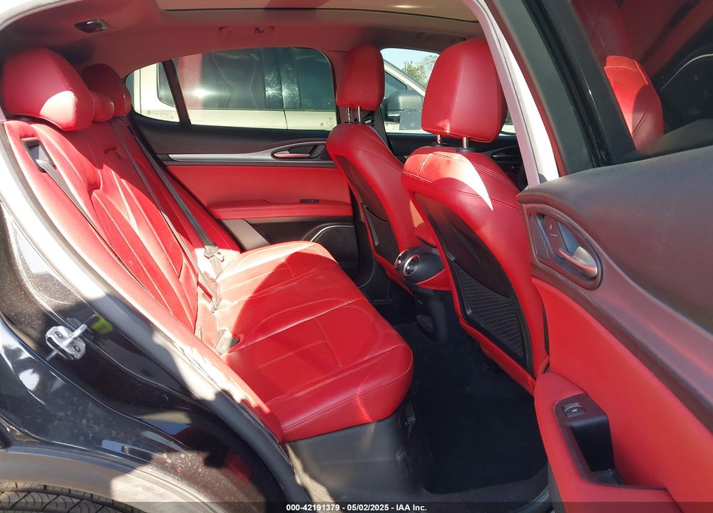 2019 ALFA ROMEO STELVIO SPORT RWD VIN: ZASPAJAN6K7C40084