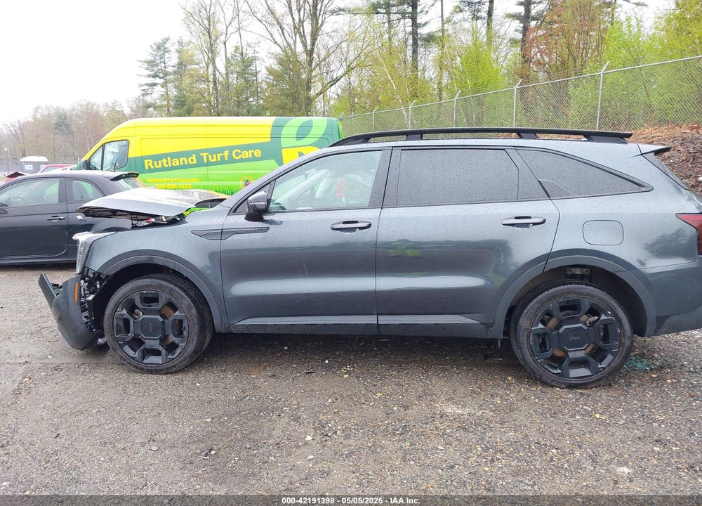 2025 KIA SORENTO VIN: 5XYRKDJF1SG310649