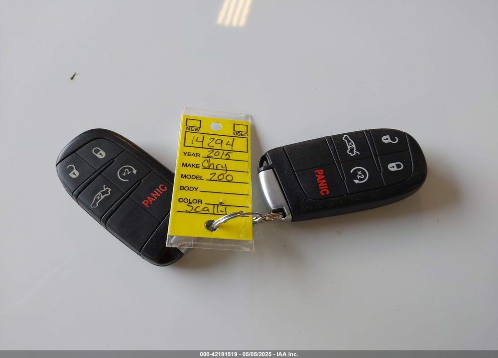 2015 CHRYSLER 200 VIN: 1C3CCCBG7FN756943