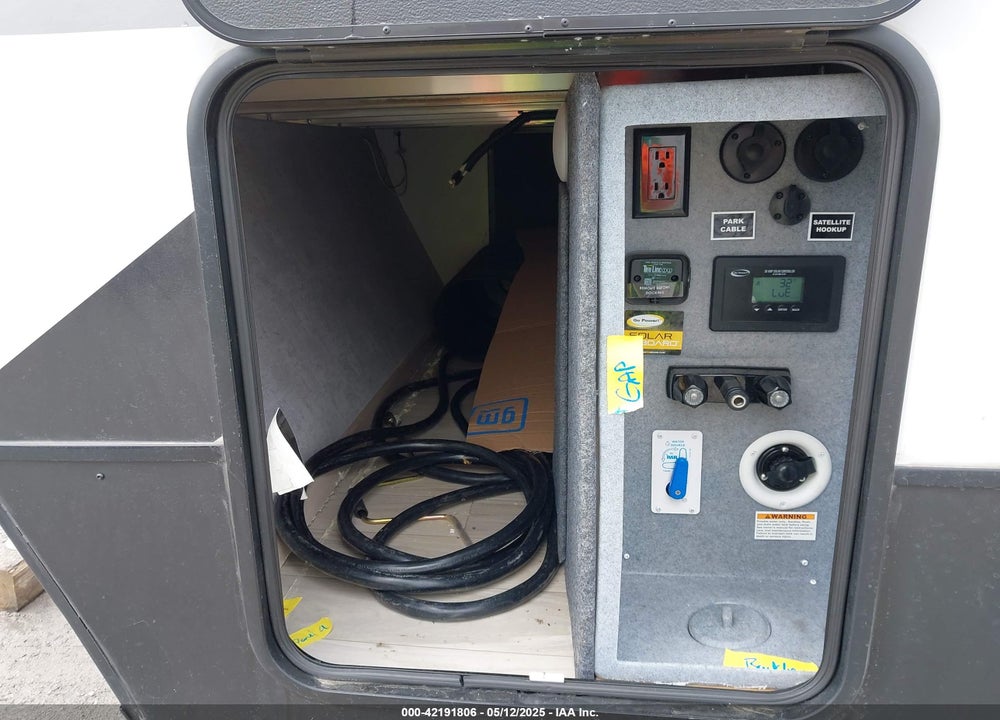 2025 WINNEBAGO VOYAGE VIN: 54CTV1420S6068105