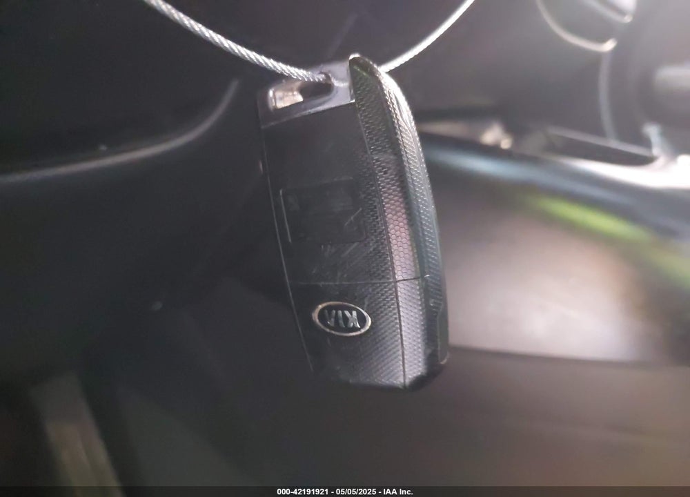 2019 KIA SOUL VIN: KNDJN2A24K7667973