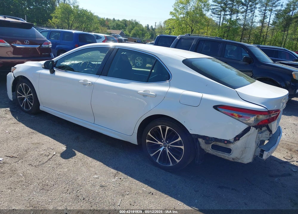 2018 TOYOTA CAMRY SE VIN: JTNB11HK3J3033782
