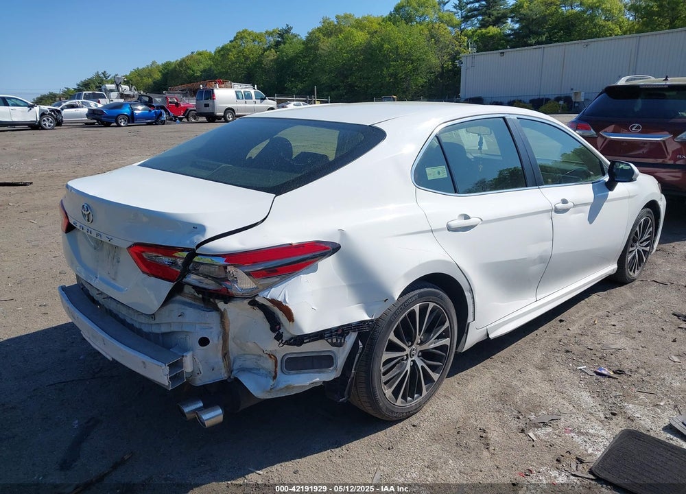 2018 TOYOTA CAMRY SE VIN: JTNB11HK3J3033782