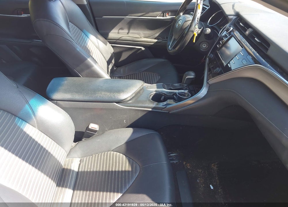 2018 TOYOTA CAMRY SE VIN: JTNB11HK3J3033782
