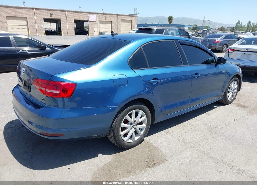 2015 VOLKSWAGEN JETTA VIN: 3VWD17AJ0FM258133