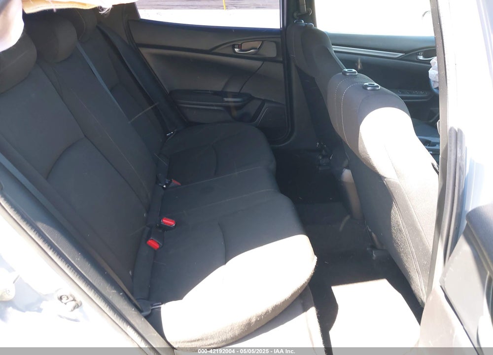 2019 HONDA CIVIC LX VIN: SHHFK7H39KU414117