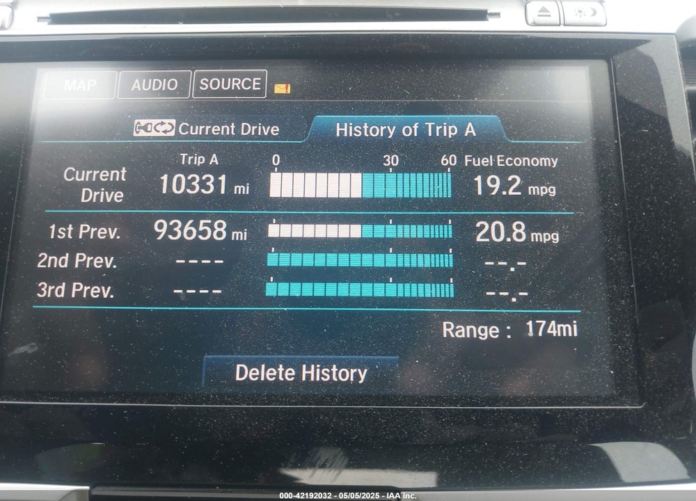2017 HONDA ACCORD VIN: 1HGCR3F98HA033961