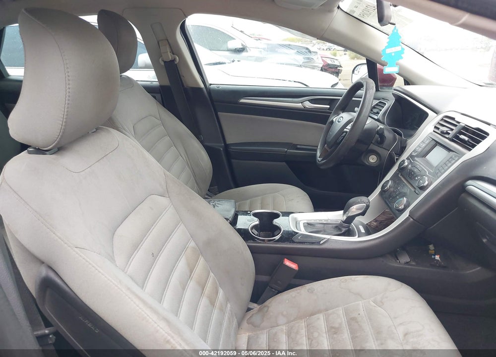 2015 FORD FUSION S VIN: 3FA6P0G74FR244905
