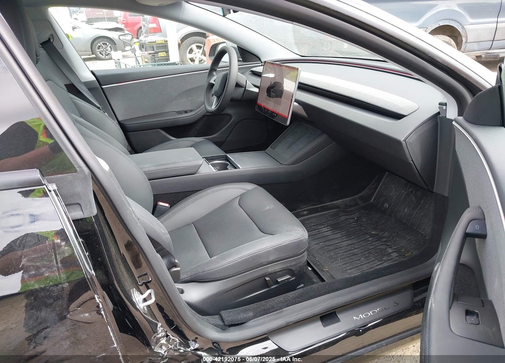 2025 TESLA MODEL 3 VIN: 5YJ3E1EA5SF890411