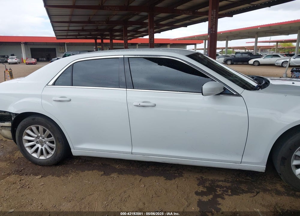 2014 CHRYSLER 300 VIN: 2C3CCAAG1EH379832