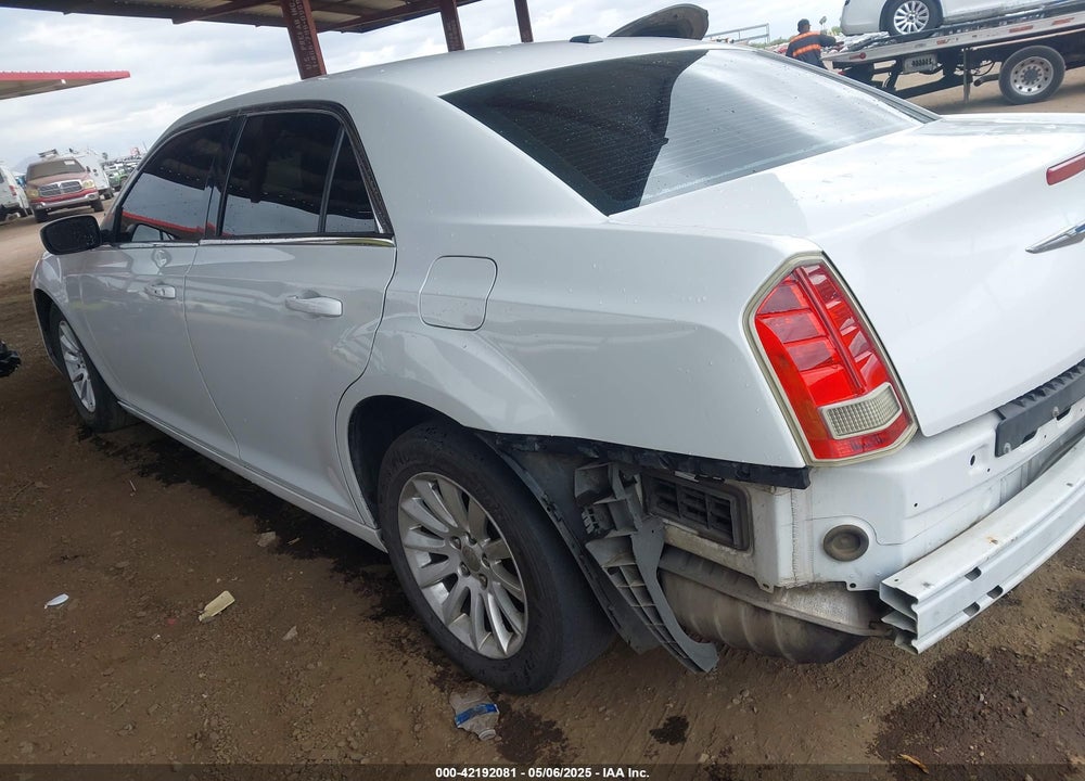 2014 CHRYSLER 300 VIN: 2C3CCAAG1EH379832