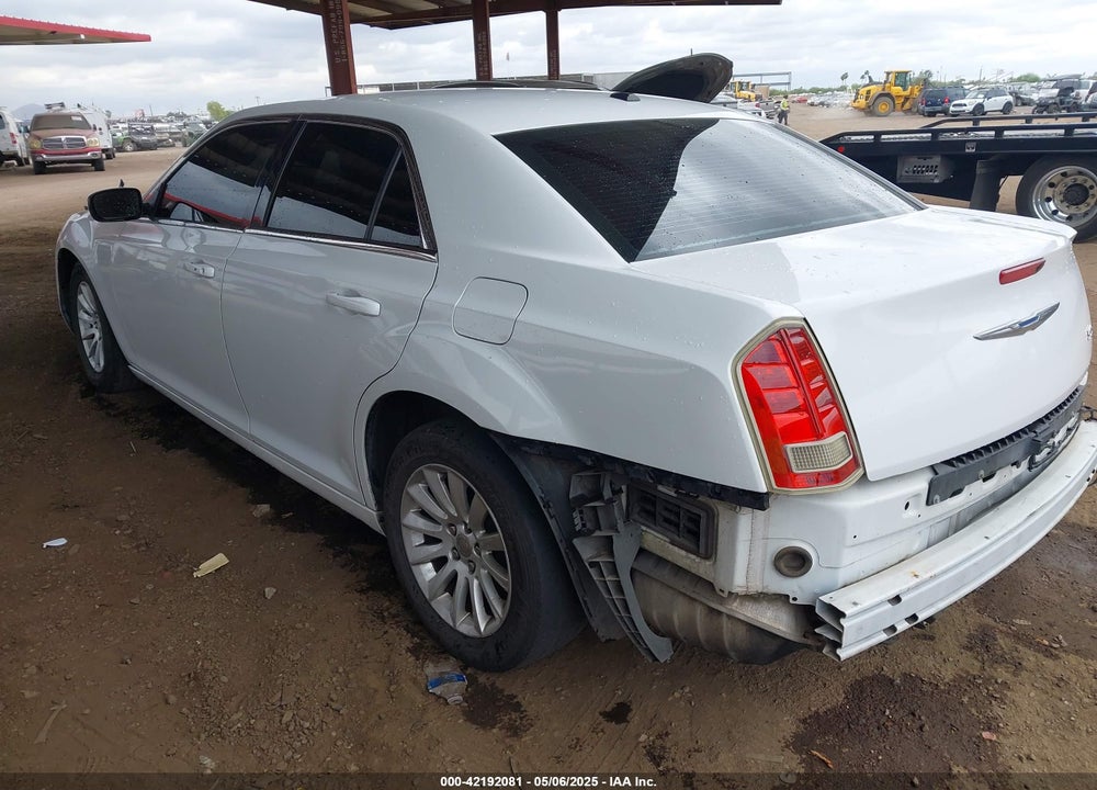 2014 CHRYSLER 300 VIN: 2C3CCAAG1EH379832