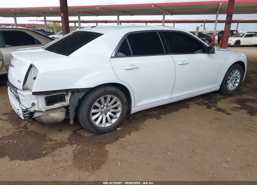 2014 CHRYSLER 300 VIN: 2C3CCAAG1EH379832