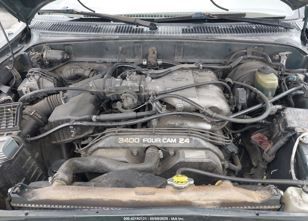 1999 TOYOTA 4RUNNER SR5 V6 VIN: JT3GN86R8X0100737