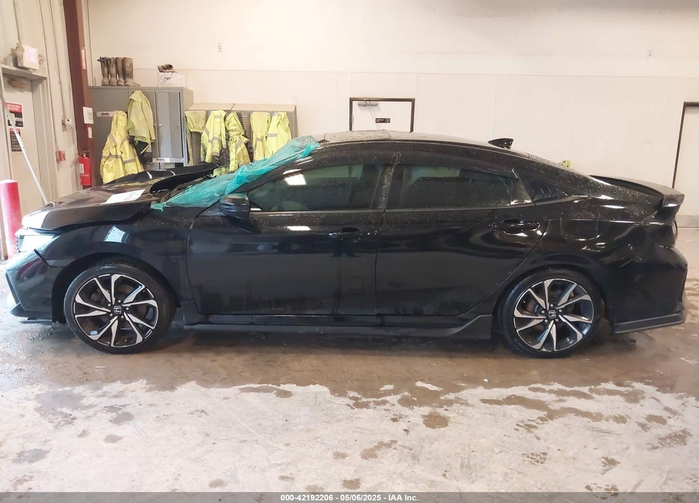 2018 HONDA CIVIC VIN: 2HGFC1E50JH705374
