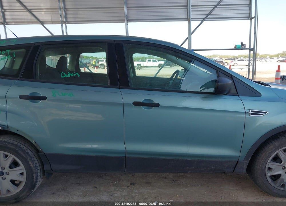 2013 FORD ESCAPE S VIN: 1FMCU0F78DUD68779