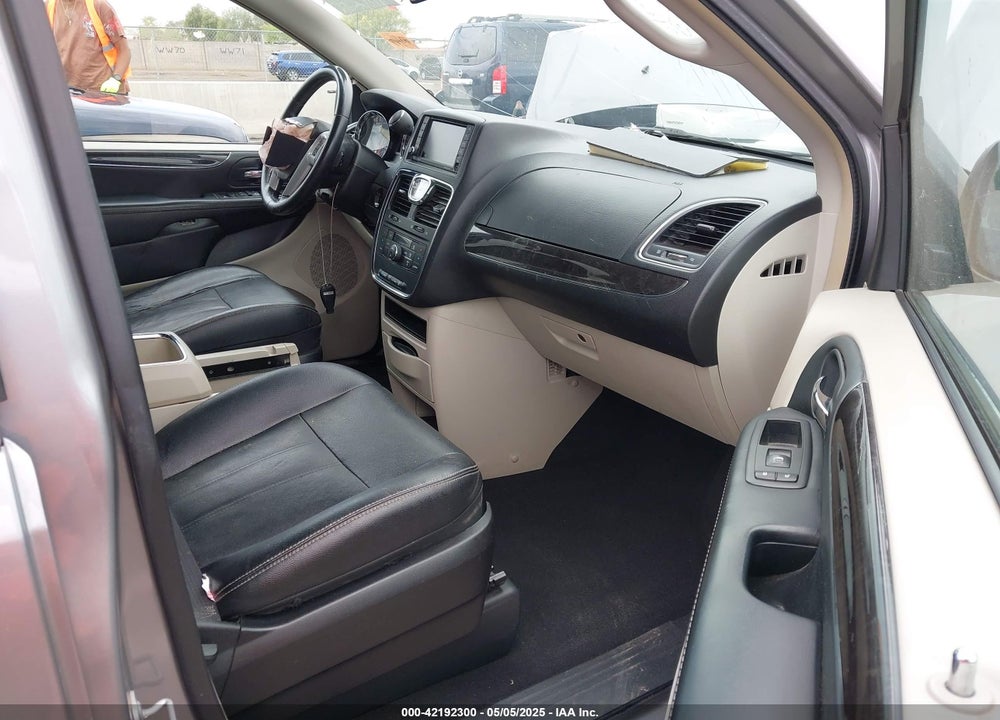 2016 CHRYSLER TOWN & COUNTRY TOURING VIN: 2C4RC1BG3GR290166