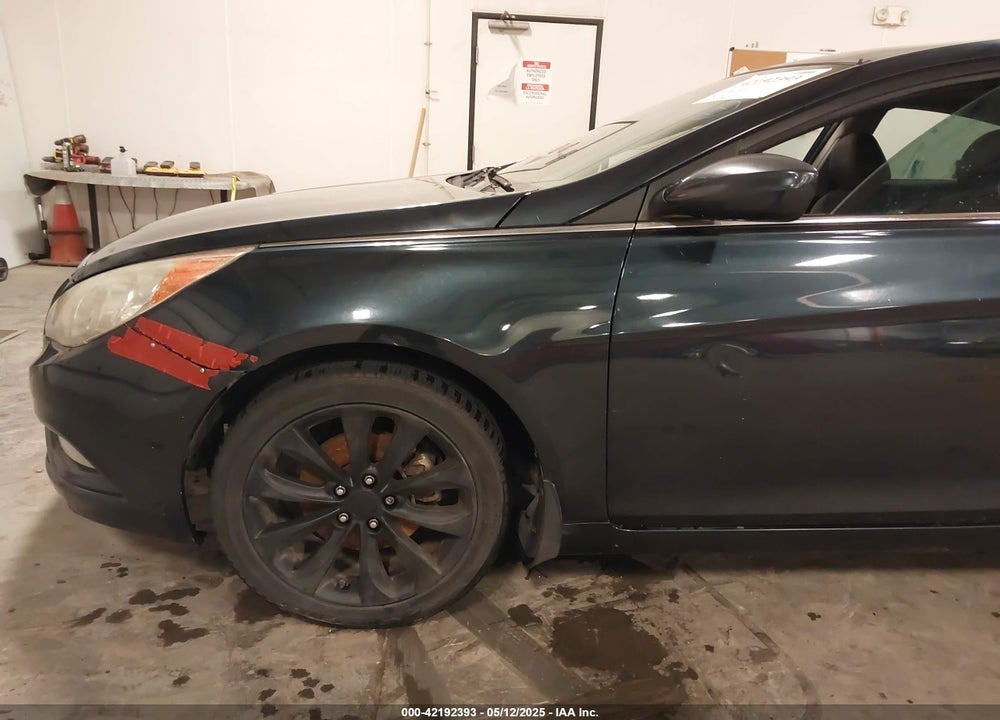2011 HYUNDAI SONATA VIN: 5NPEC4AC6BH161956