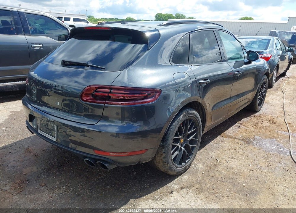 2018 PORSCHE MACAN GTS VIN: WP1AG2A59JLB60625