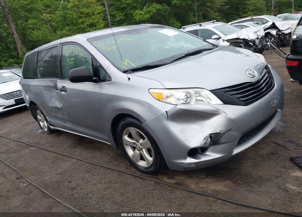 2014 TOYOTA SIENNA VIN: 5TDZK3DC7ES458064