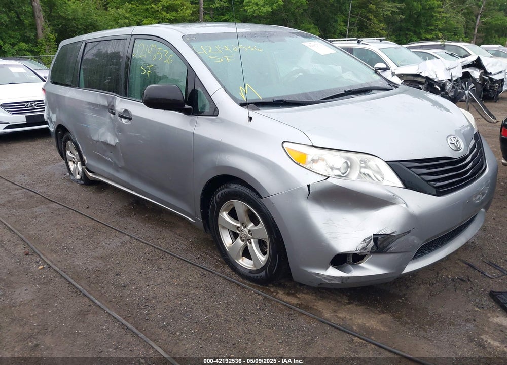 2014 TOYOTA SIENNA VIN: 5TDZK3DC7ES458064