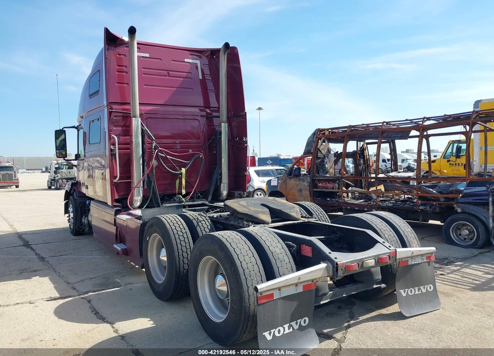 2013 VOLVO VN VNL VIN: 4V4NC9EHXDN553476