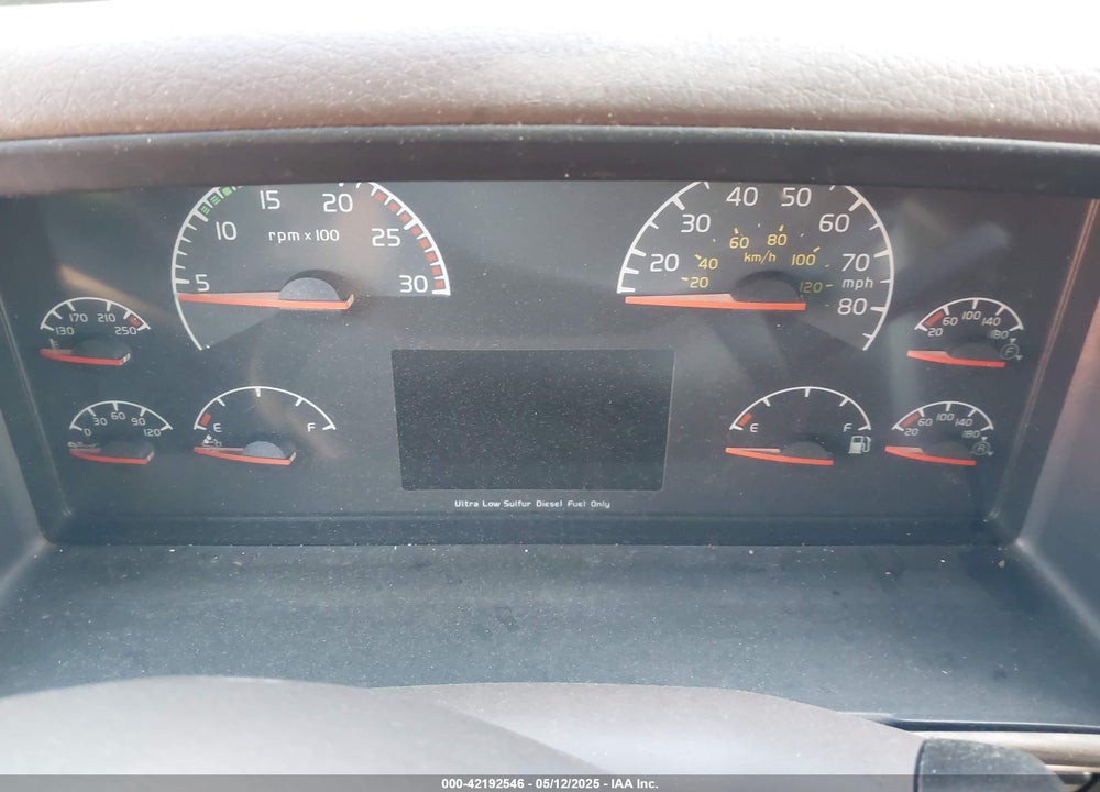 2013 VOLVO VN VNL VIN: 4V4NC9EHXDN553476