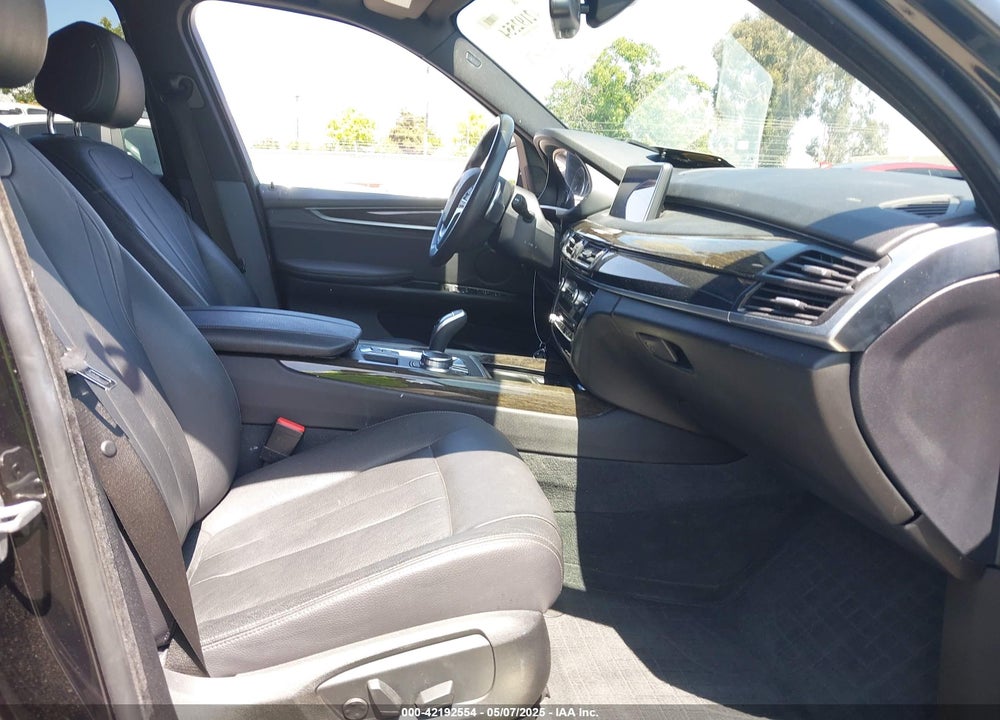 2018 BMW X5 VIN: 5UXKR0C54J0X84818