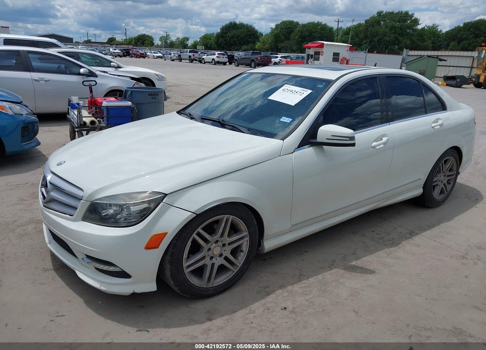 2011 MERCEDES-BENZ C 300 VIN: WDDGF5EB5BR147634