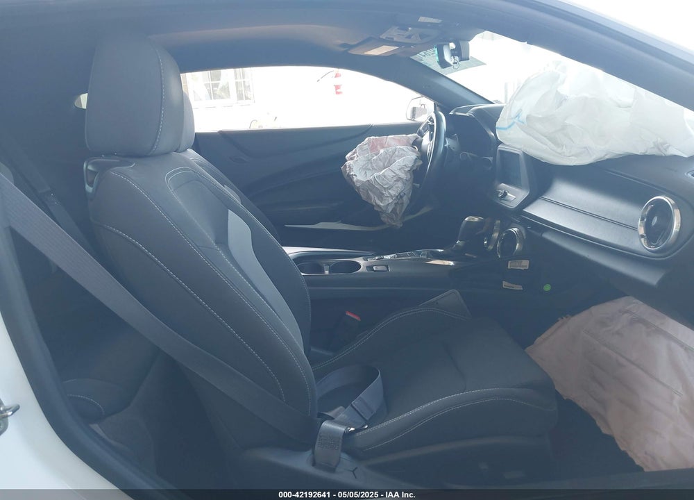 2017 CHEVROLET CAMARO VIN: 1G1FB1RS3H0215472