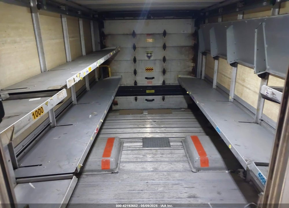 2013 ISUZU COMMERCIAL VAN VIN: JALB4T178D7W00397