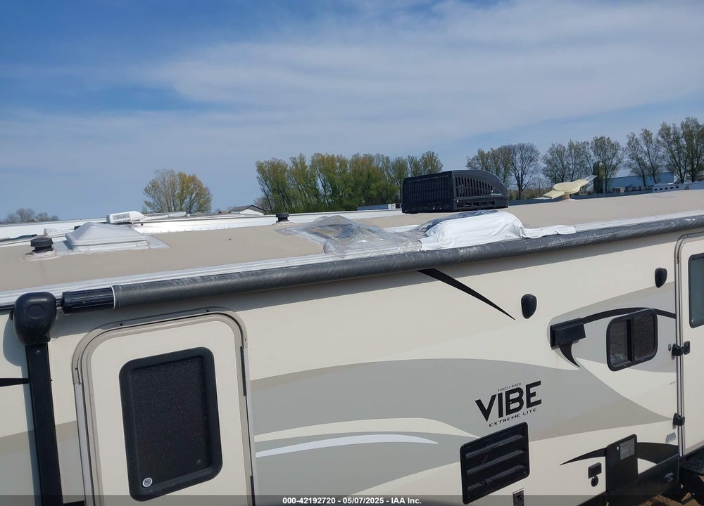 2015 FOREST RIVER OTHER VIN: 4X4TVBG2ZF5103997