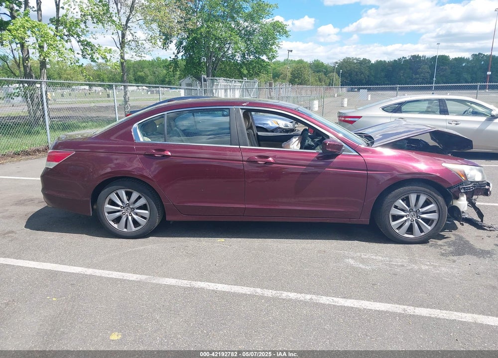 2011 HONDA ACCORD 2.4 EX-L VIN: 1HGCP2F83BA080023