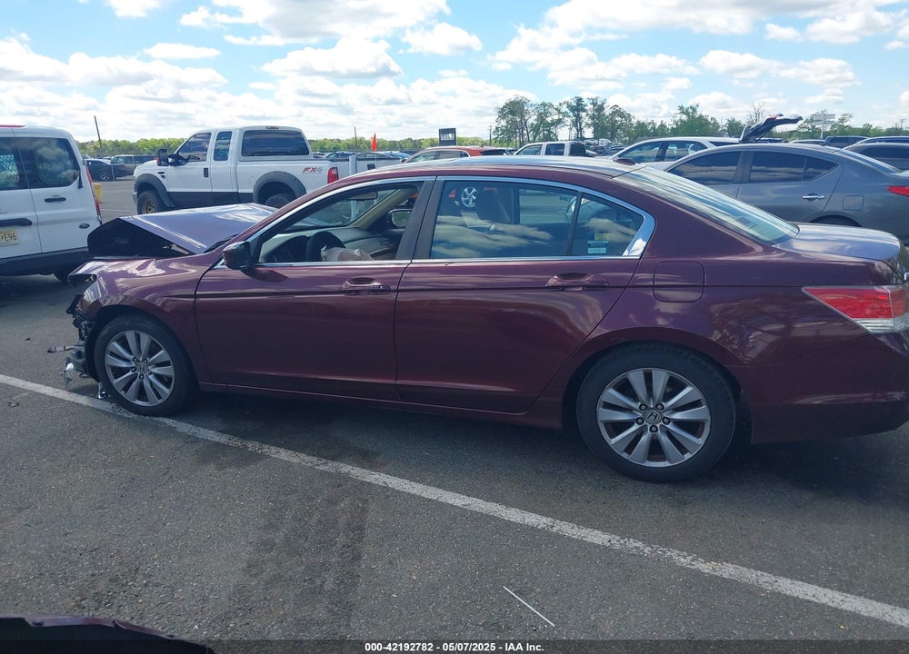 2011 HONDA ACCORD 2.4 EX-L VIN: 1HGCP2F83BA080023