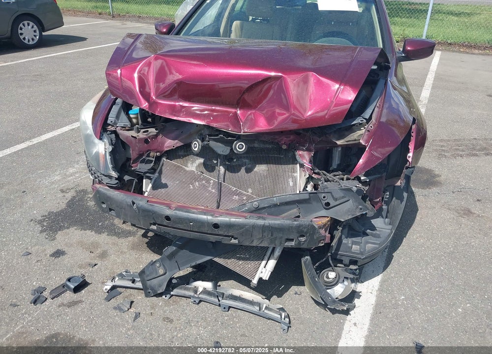 2011 HONDA ACCORD 2.4 EX-L VIN: 1HGCP2F83BA080023