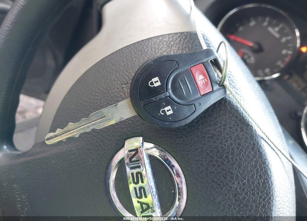 2013 NISSAN ROGUE VIN: JN8AS5MTXDW537661
