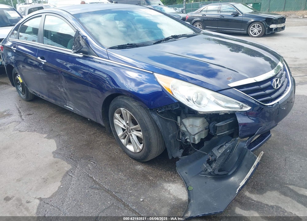 2013 HYUNDAI SONATA VIN: 5NPEB4AC8DH618272